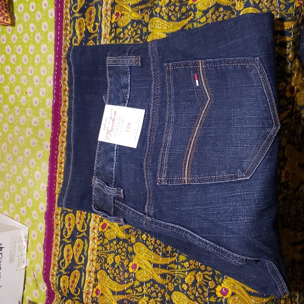 Tommy Hilfiger Jeans. NEW WITH TAGS. Boot cut low rise 12R.